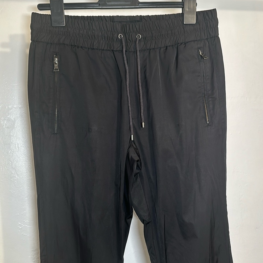 Men’s Vince Black Jogger Pants Rain Pants Size Medium